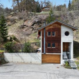 Riddes में, होटल Chalet Theo Family retreat Contemporary design