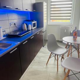 Horizont-Szilvás Apartman, khách sạn ở Komló
