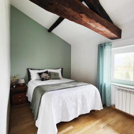 Chambres d'hôtes - Les Varennes, hotel di Saint-Georges-de-Reneins