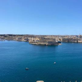 Valletta Majestic Grand Harbour View 3-Bedroom by Malta Weekend