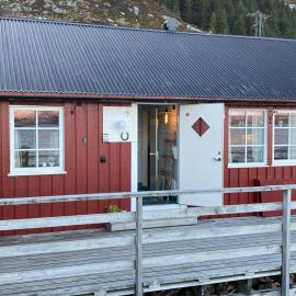Offersøya में, होटल Lofotbua