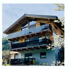 Apartment WEITBLICK, hotel in Wald im Pinzgau