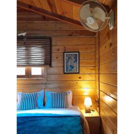 Whistling Thrush Chalet, hotel in Bhīm Tāl