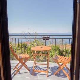 Stone house Marinko - Free Beach Parking, מלון בטוצ'פי