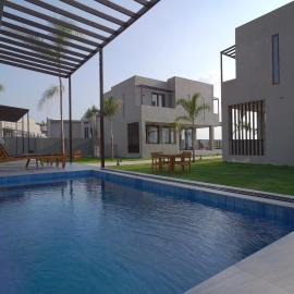 Araya Beach Casas – hotel w mieście Batangas