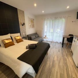 JARDIN PRIVÉ 2, hotel a La Ravoire