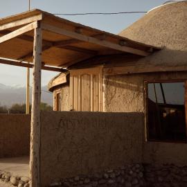 Altyn Oimok Yurt Camp, hotel a Tong