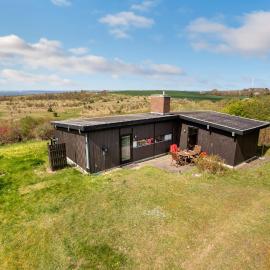 Amazing Home In Knebel With Kitchen, hôtel à Knebel