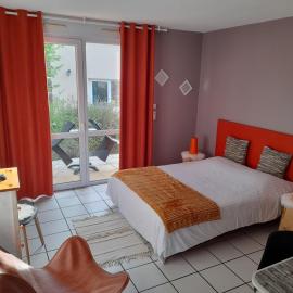Hotel de l'Ile d'Amour, מלון בLangeac