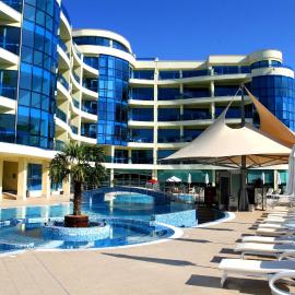 Aparthotel Marina Holiday Club - All Inclusive & Free Parking, hotel di Pomorie