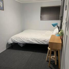 A lovely studio in Kings Meadows, hotel in Kings Meadows