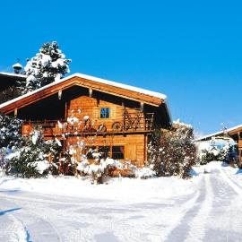 Chalet in Fügen near Spieljochbahn, hotel u gradu Figen