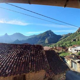 Casa rústica en Dobres con vistas a la montaña