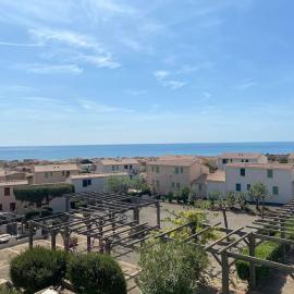 Magnifique appartement Duplex climatisé avec vue sur la mer, hotel a Fleury