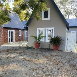 The Stables on Drew Avenue, hotel a Howick