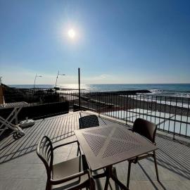 Chéry Holiday Home, hotell i Riva Ligure