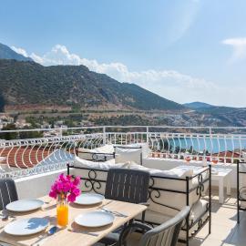 Korsan Apartment No.17, hotel in Kaş