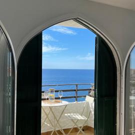 Apartamento con espectaculares vistas al mar