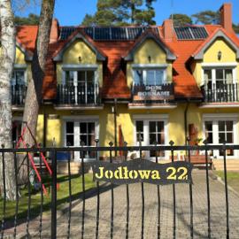 Dom pod Sosnami, hotel in Pobierowo