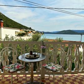 Matijaš Rooms - 20m from the beach