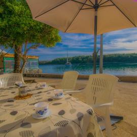Apartments Punta Blue & Orange 5 m from the sea, hotel a Punta Križa