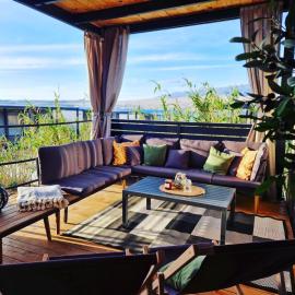 Luxury Mobile Home Marbella 167 -Terra Park SpiritoS, hotelli kohteessa Kolan