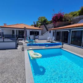 Casa agapanthe, hotel in Estreito da Calheta