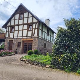 Ferienhaus Drakenhof、バート・ザルツフレンのホテル