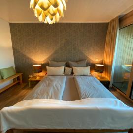 Gemütliches Doppelzimmer mit Balkon und Saunaoption Nordschwarzwald