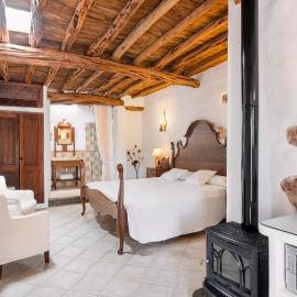 Agroturismo Can Gall, hotel in Sant Llorenç de Balafia