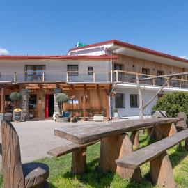 Hotel Racek, khách sạn ở Úštěk