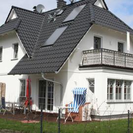 Am Lütten Bagen Haus Darßzauber, hotel u gradu 'Born'