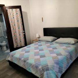 Affittibreviferrera Monolocale Ferrera 15 minuti da RHO Fiera e da Milano San Siro – hotel w mieście Bareggio