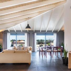 Inalia Modern House, готель у місті Лефкіммі
