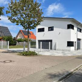 Ferienwohnung OLA, מלון בשוונאו