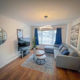 House in Colnbrook near Windsor & Heathrow, Hotel in Colnbrook