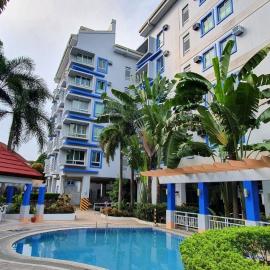 SCANDIA SUITES AT SOUTH FORBES Homey & Cozy 2-Bedroom Condo, хотел в Silang