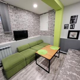 Дом 33 возле клиники Астхик, Hotel in Jerewan