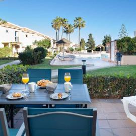 Garden & Sea Apartments Mijas Costa & Fuengirola, hotel a Mijas Costa