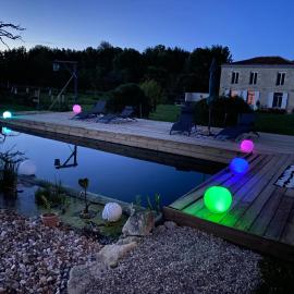 Chambre d'hôte près Bordeaux au château Camponac, hotel en Bourg-sur-Gironde