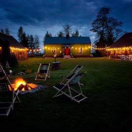Ranczo u Loni, Hotel in Wrzesnia