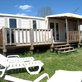 Mobil home luxe 8 personnes avec wifi, hotel en Onzain