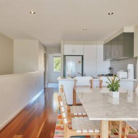 Vine Close Apartment, hotel in Healesville