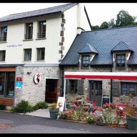 Auberge du Pont, hotel en Saint-Projet-de-Salers