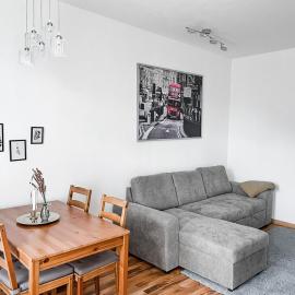 Zentrum, 4Personen, privater Parkplatz, WiFi, modern, ruhig โรงแรมในเคมนิตซ์