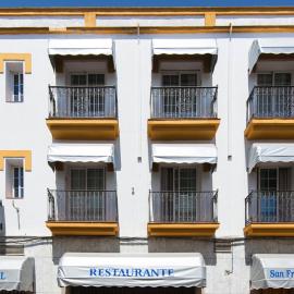 Hostal San Francisco, hotel in Granja de Torrehermosa