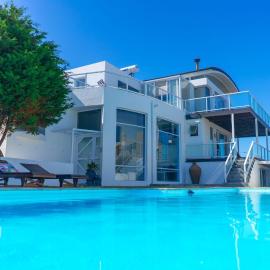 7th Wonder Beach Guest House, Hotel in Kapstadt