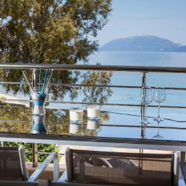 Eucalyptus suite sea view