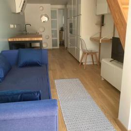 Appartement duplex chaleureux pour 4 pers comprenant 1 lit double et 2 lits simples