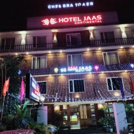 Viesnīca HOTEL JAAS CONTINENTAL pilsētā Edappāl